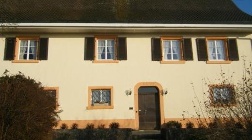 Historische Fenster in Pfarrhaus