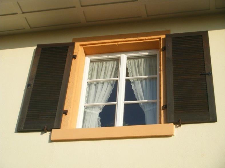 Historische Fenster in Pfarrhaus